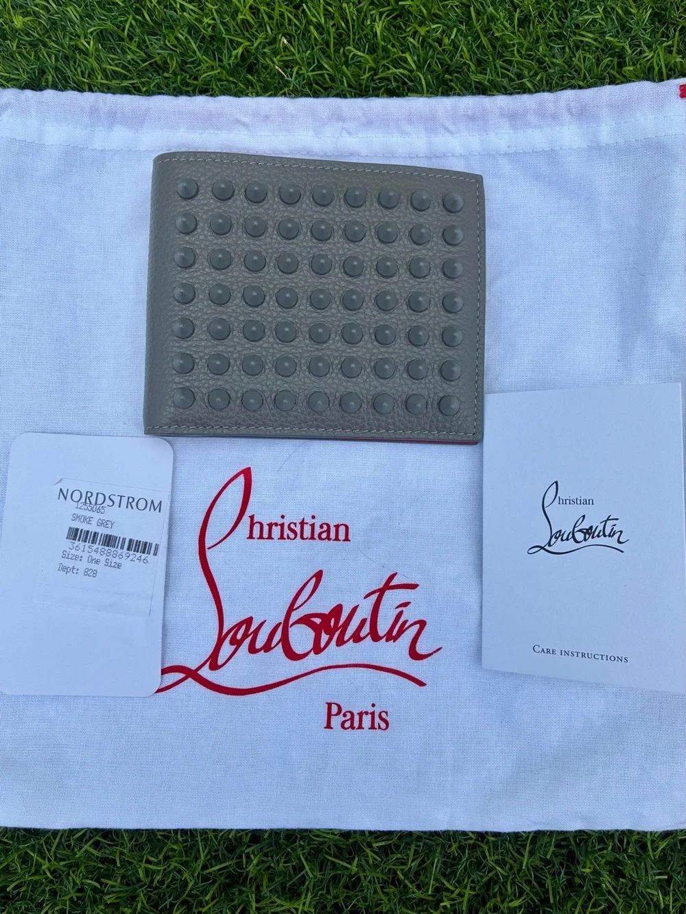CHRISTIAN LOUBOUTIN FUNKY GREY LEATHER STUDDED BIFOLD WALLET RED INTERIOR NEW